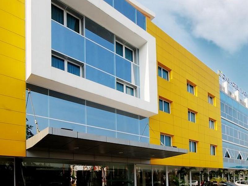 ג'קרטה D'Arcici Hotel Cempaka Putih מראה חיצוני תמונה
