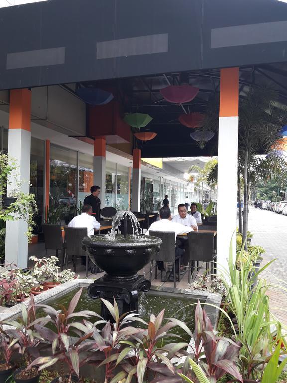 ג'קרטה D'Arcici Hotel Cempaka Putih מראה חיצוני תמונה